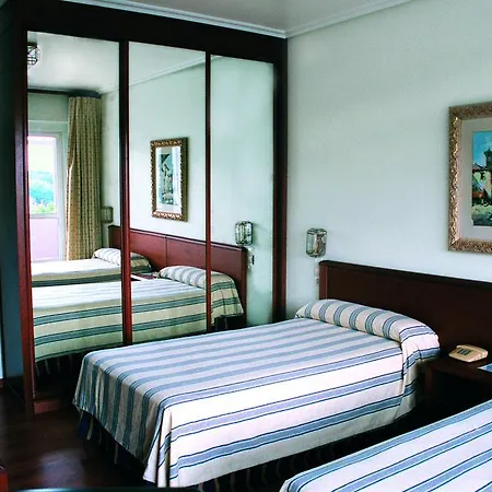 Ath Gran Samil מלון 4*